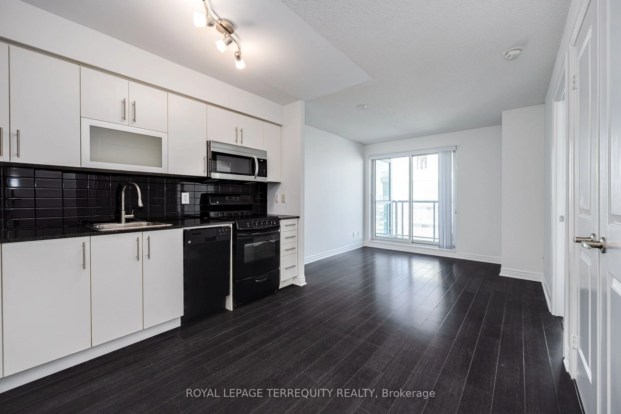 50 Town Centre Court 3606, Toronto E09, ON M1P 0A9