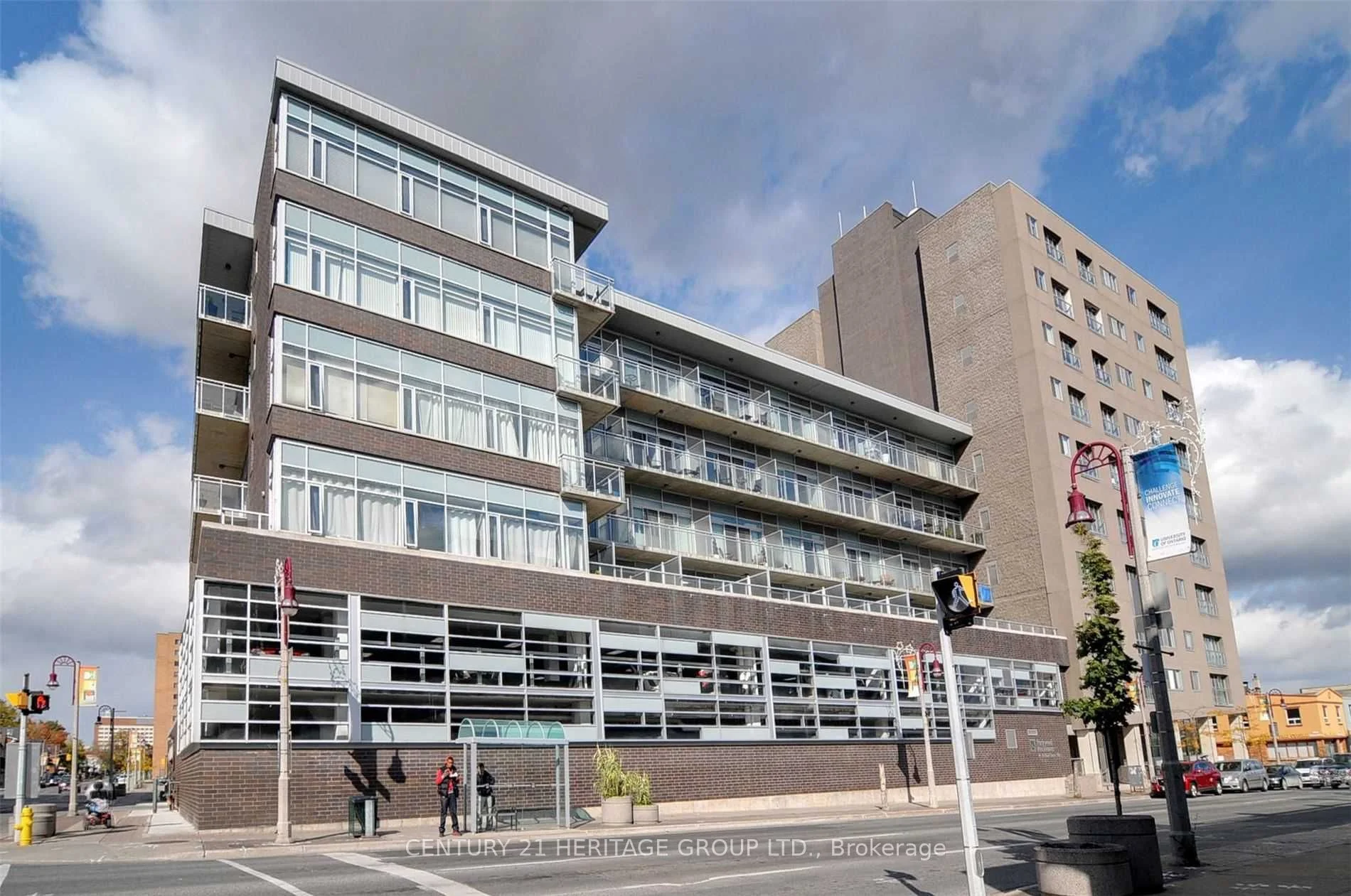 44 Bond Street 416, Oshawa, ON L1G 6R2