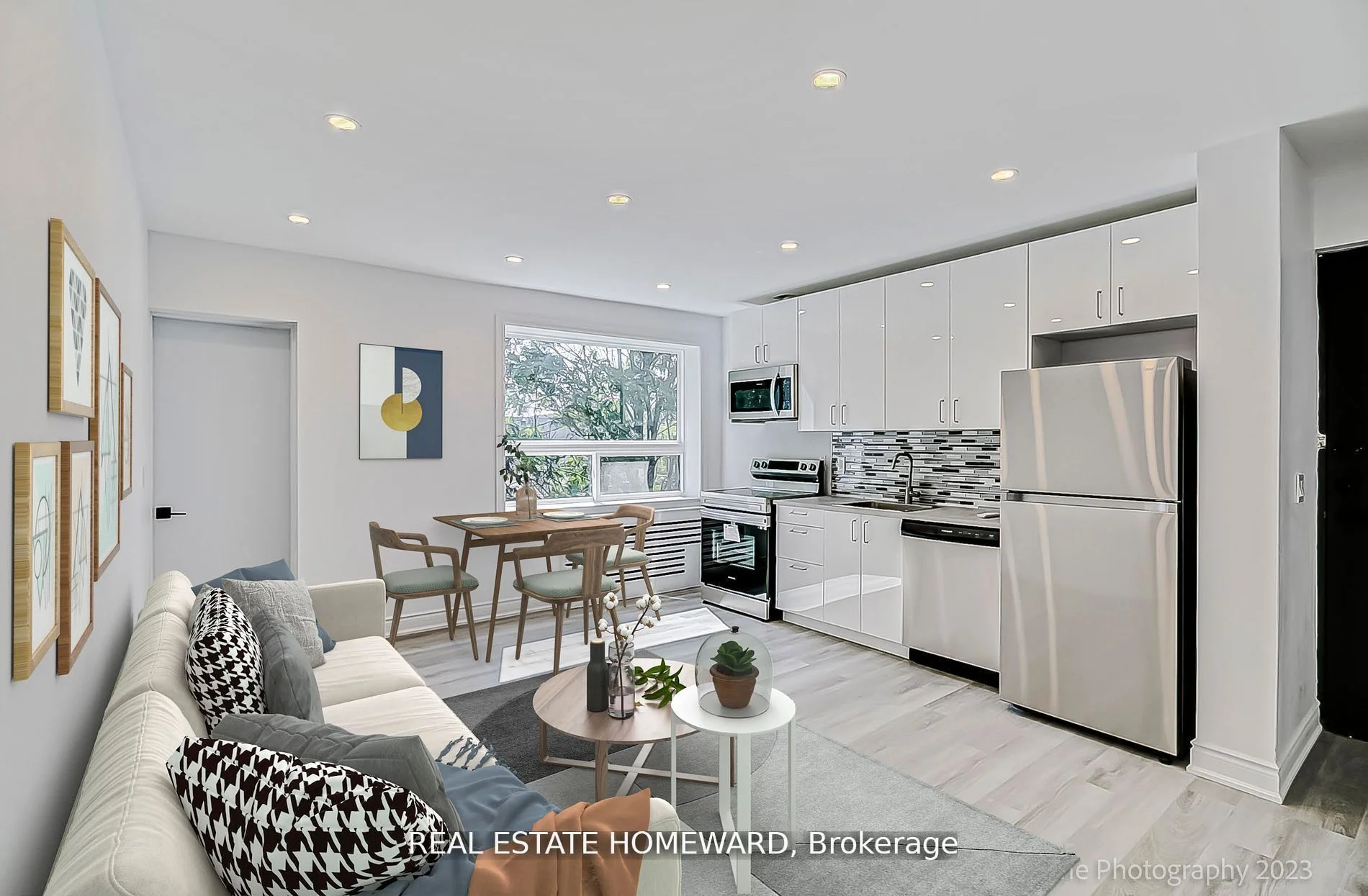 419 Woodbine Avenue 8, Toronto E02, ON M4L 3P7