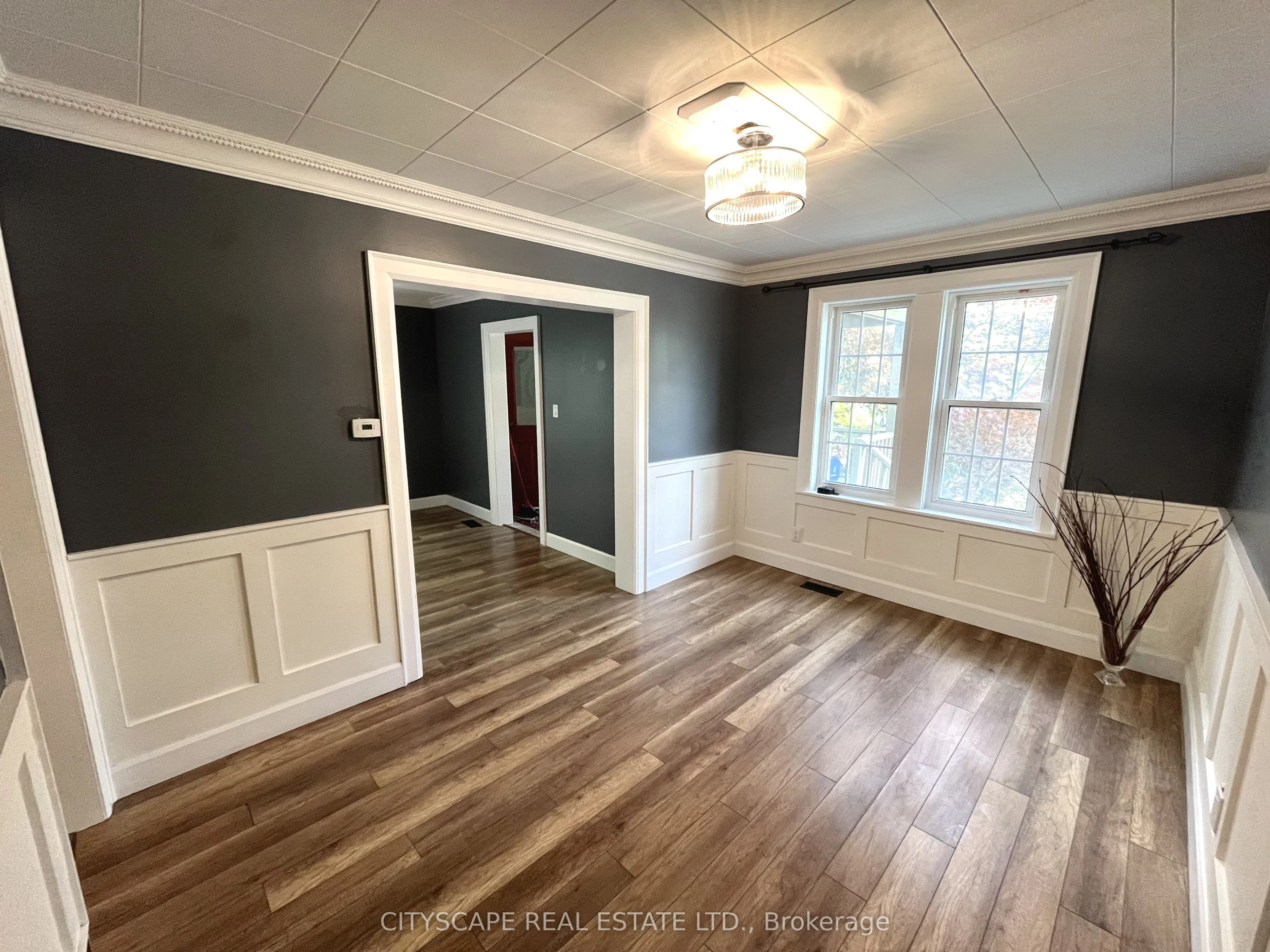 613 Carnegie Avenue, Oshawa, ON L1G 4R4