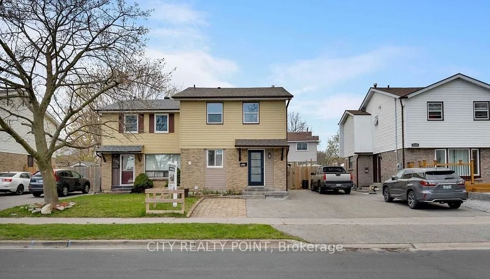 1192 Oxford Street BSMT, Oshawa, ON L1J 6C8