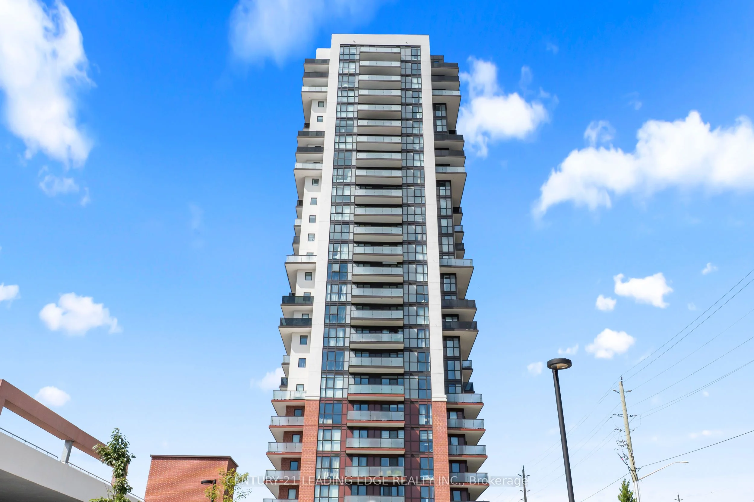 2550 Simcoe Street N 1903, Oshawa, ON L1L 0R5