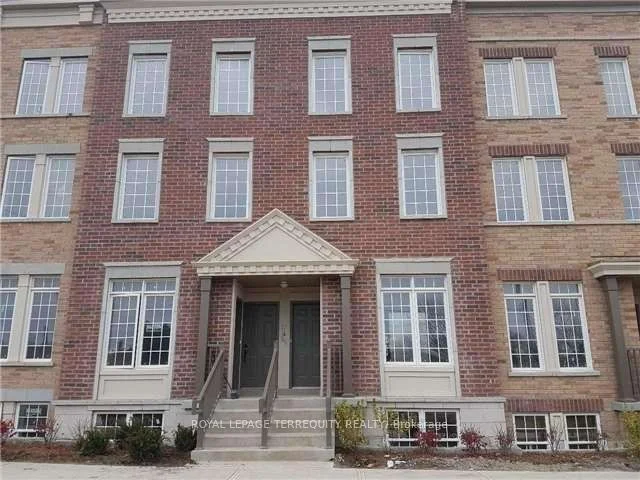 Condo Townhouse in Toronto