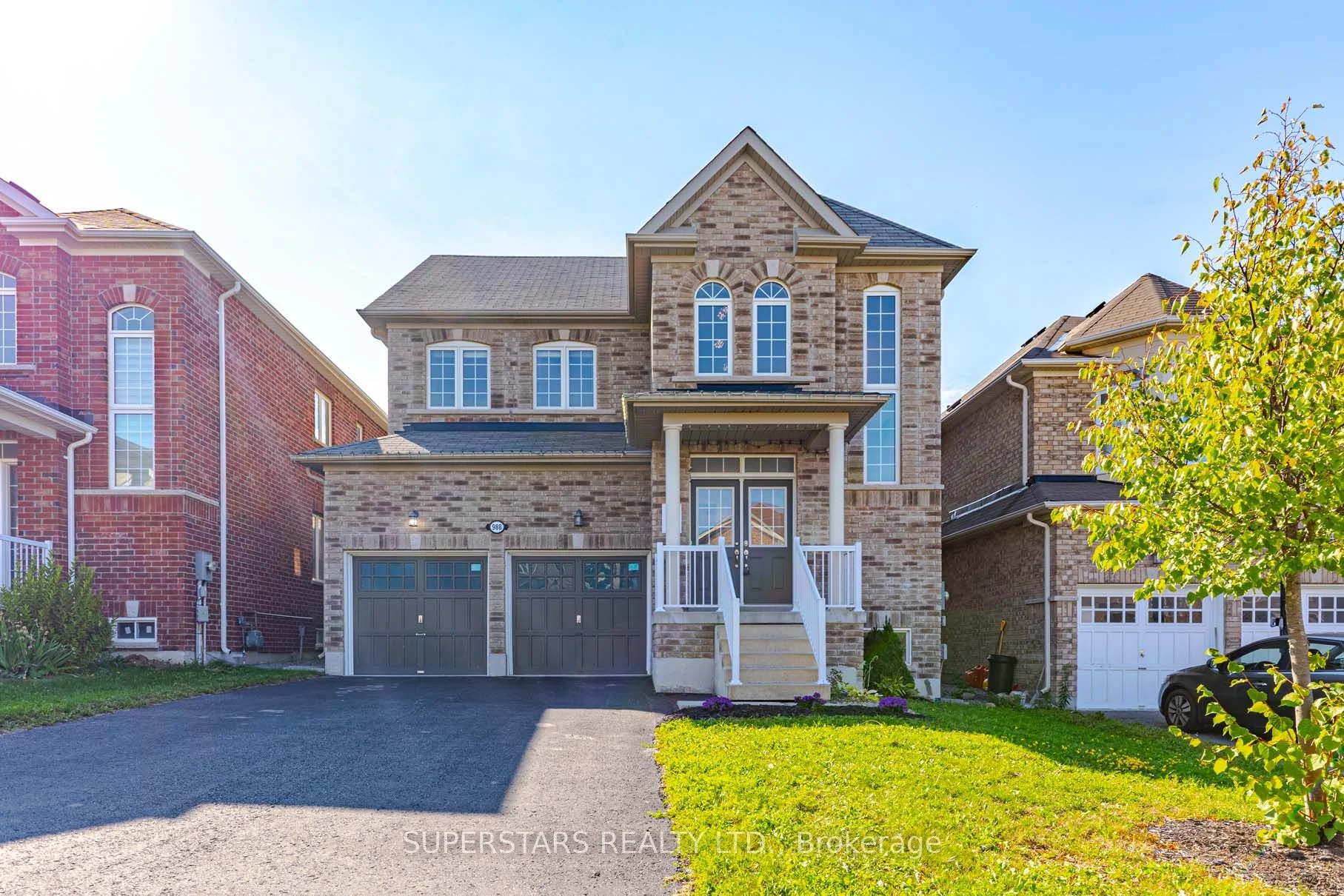 988 Wrenwood Drive, Oshawa, ON L1K 0Y1