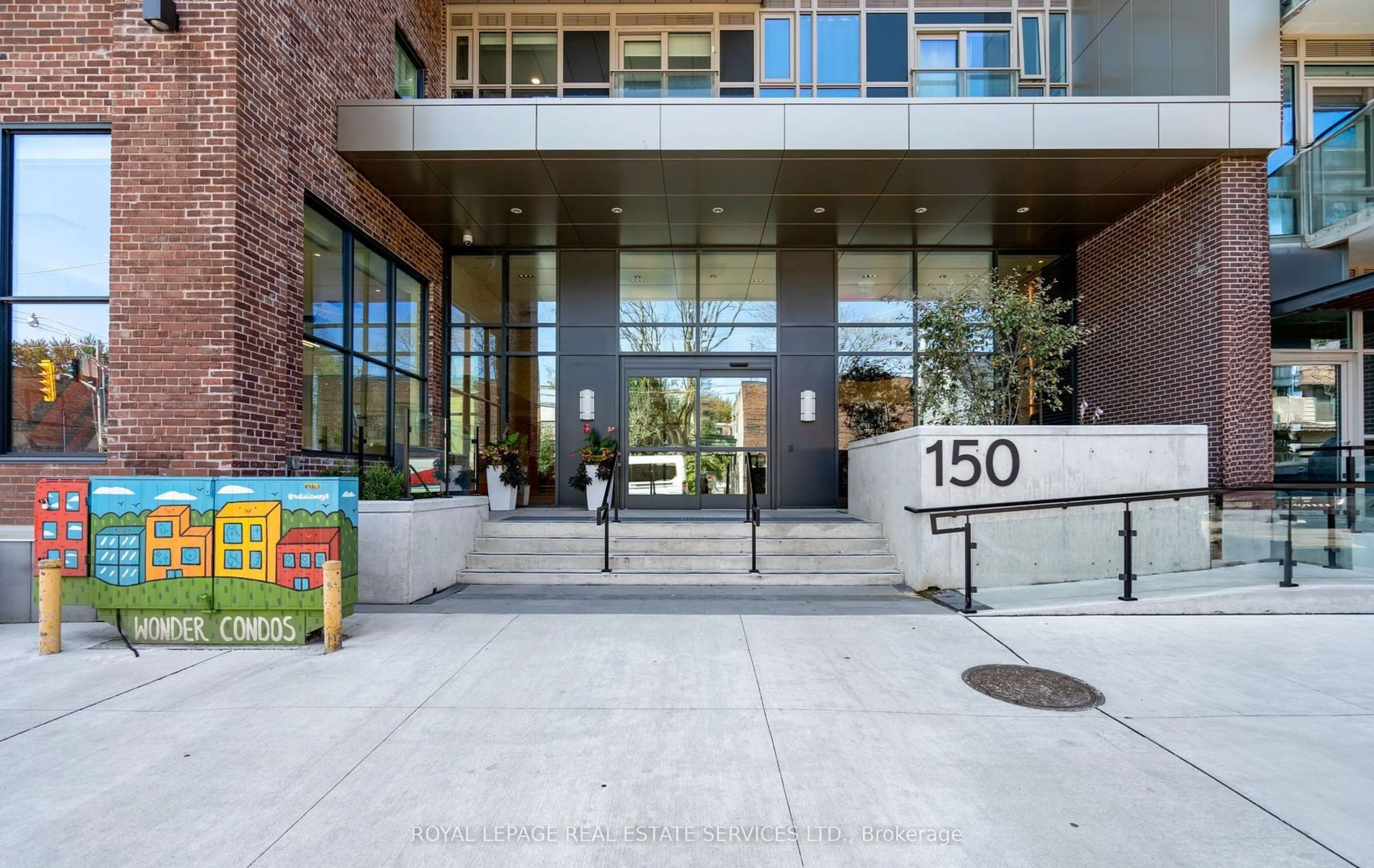 Common Element Condo in Toronto