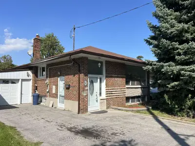 Detached in Toronto