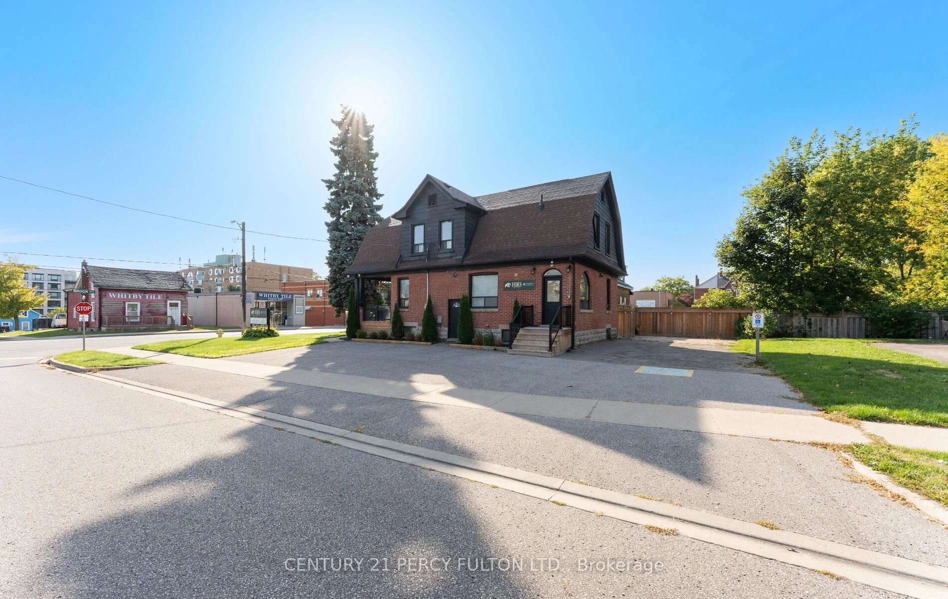228 Brock Street N Basement, Whitby, ON L1N 4H5
