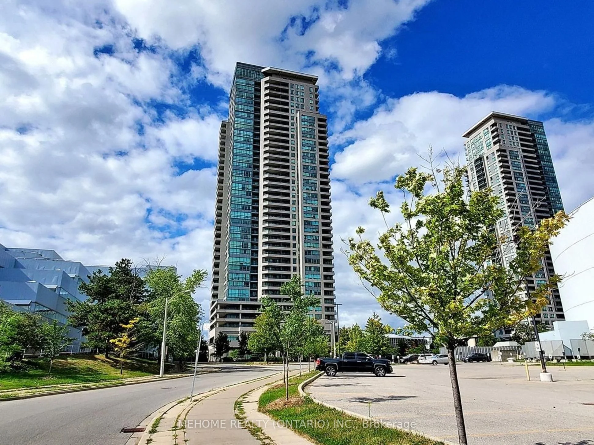 50 Brian Harrison Way 2202, Toronto E09, ON M1P 5J4