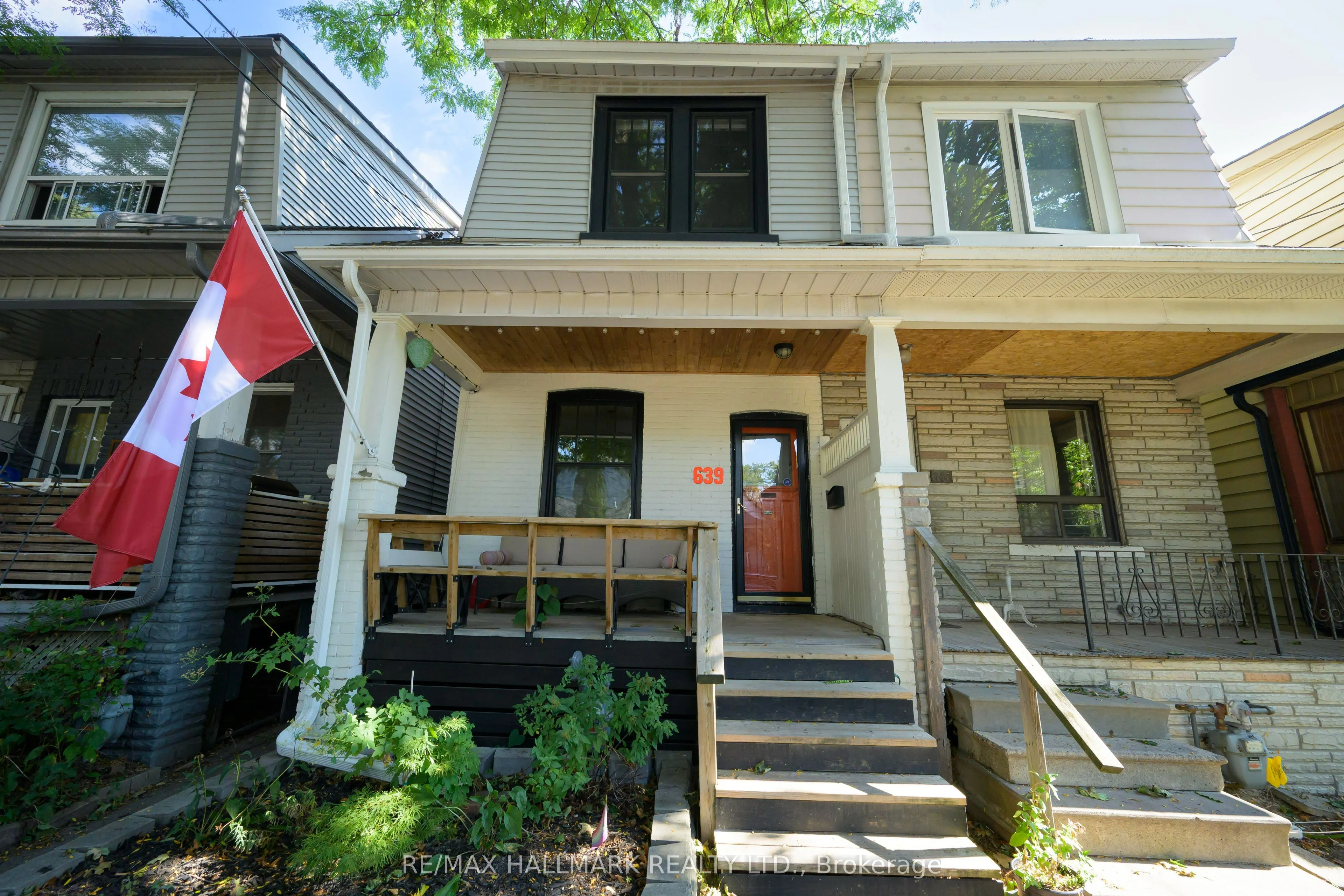 639 Rhodes Avenue, Toronto E01, ON M4J 4X5