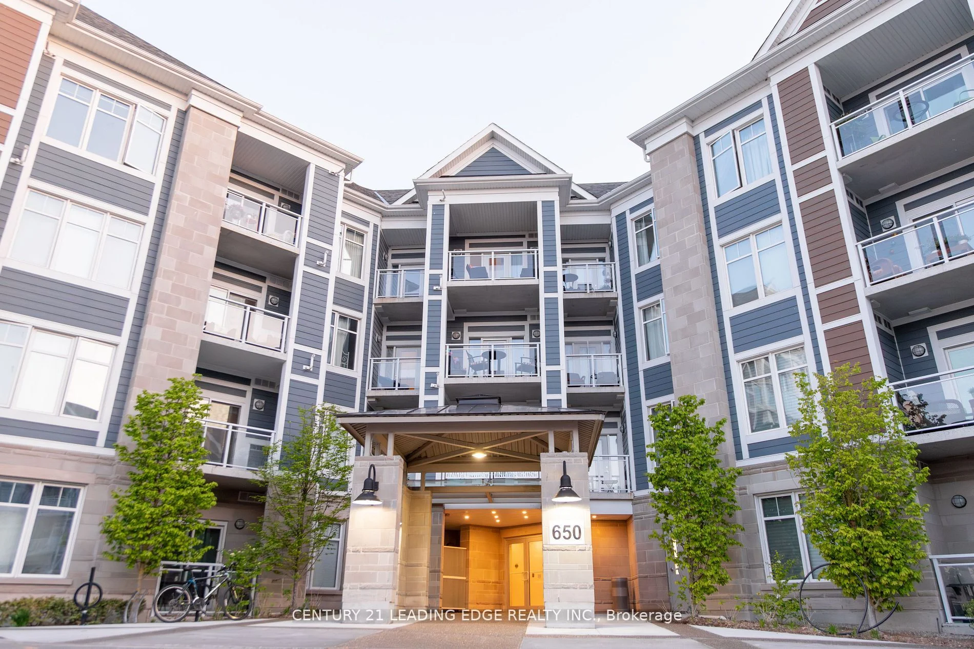 650 Gordon Street 213, Whitby, ON L1N 0C1