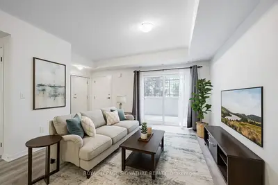 Condo Townhouse in Toronto