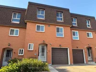 Condo Townhouse in Toronto