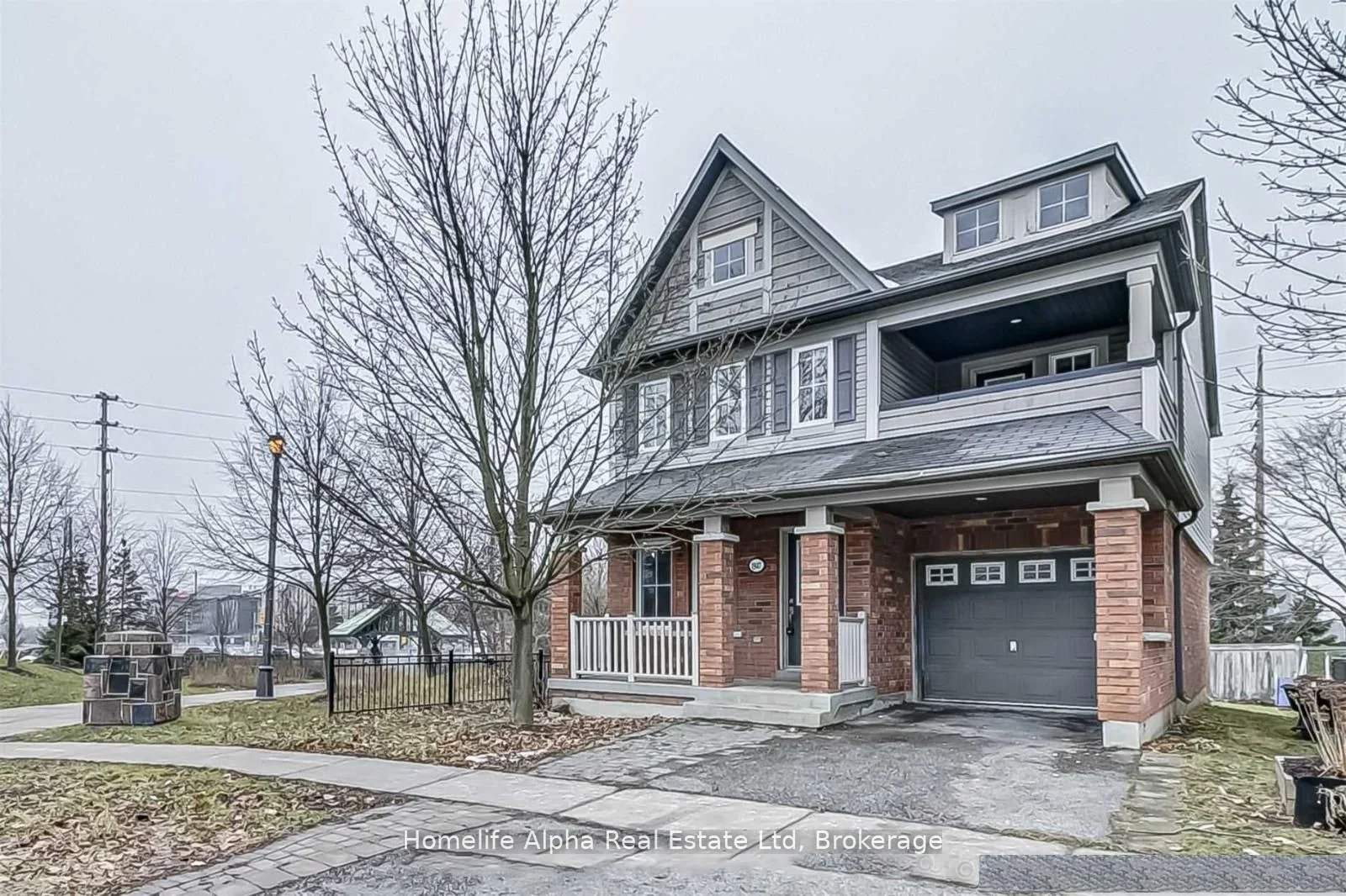 1947 Secretariat Place, Oshawa, ON L1L 1C7