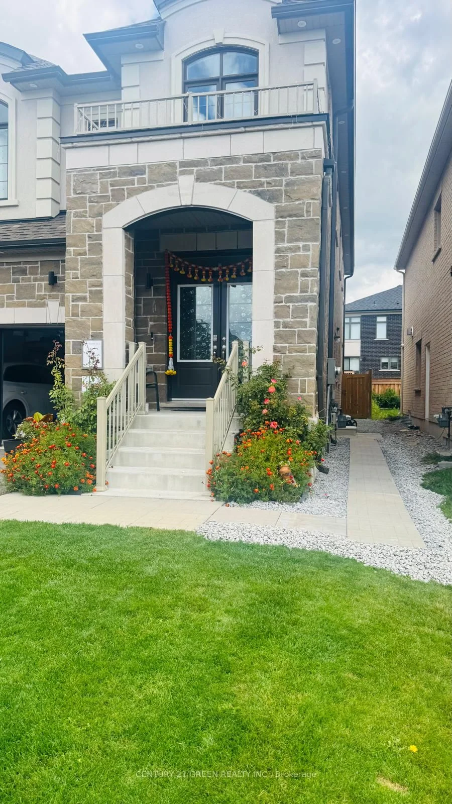 229 Fleetwood Drive Bsmt, Oshawa, ON L1K 3E7