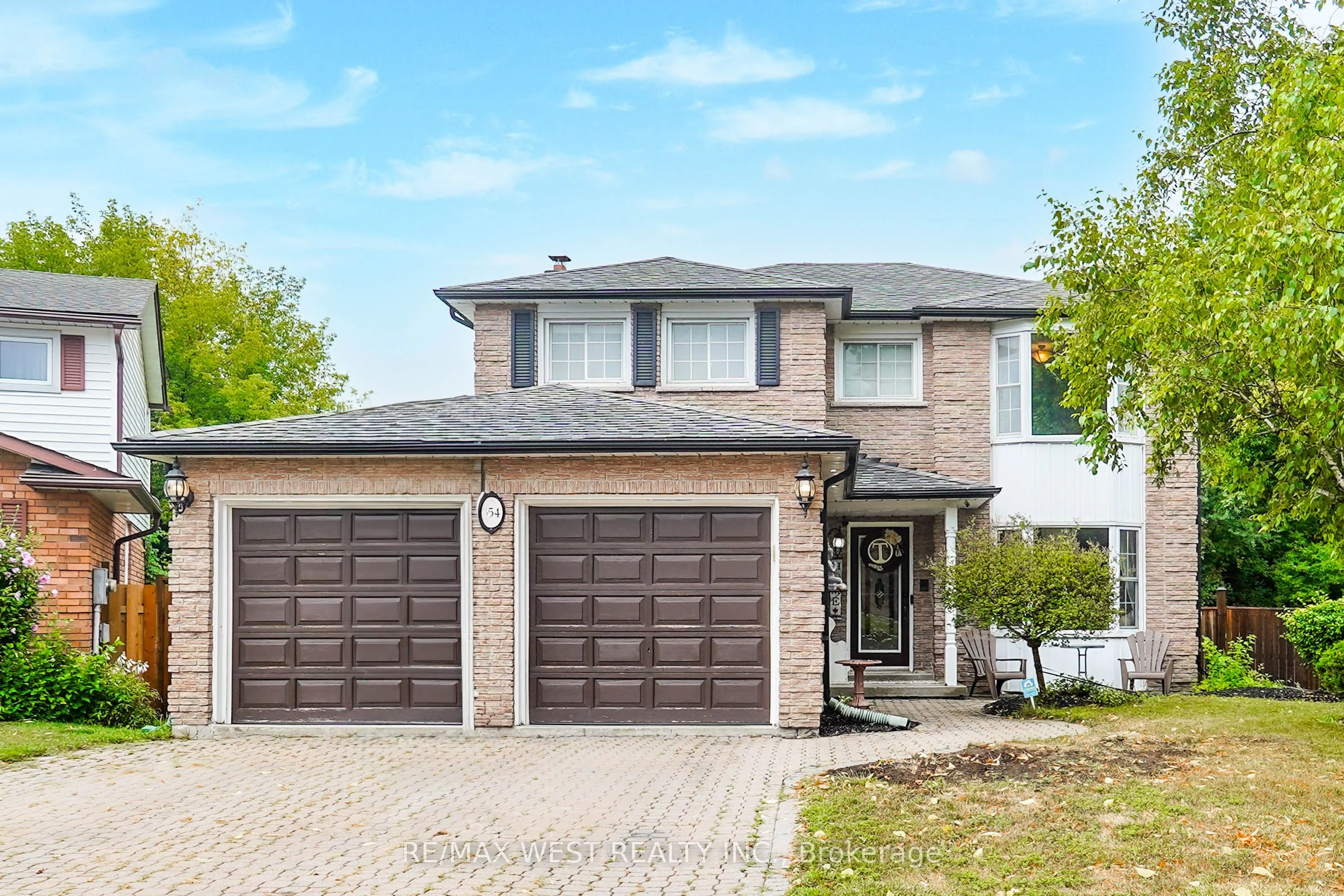 354 Blackthorn Street, Oshawa, ON L1K 1K9