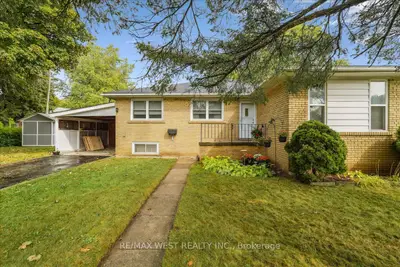 Detached in Toronto