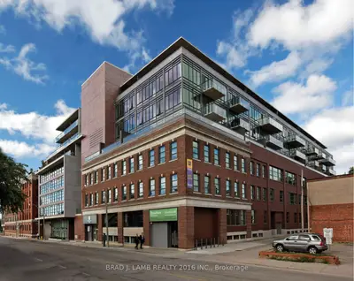 Condo Apartment in Toronto