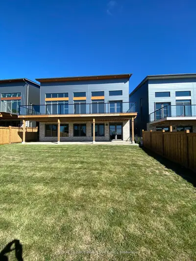 61 Waywell Street B, Whitby, ON L1N 8P2