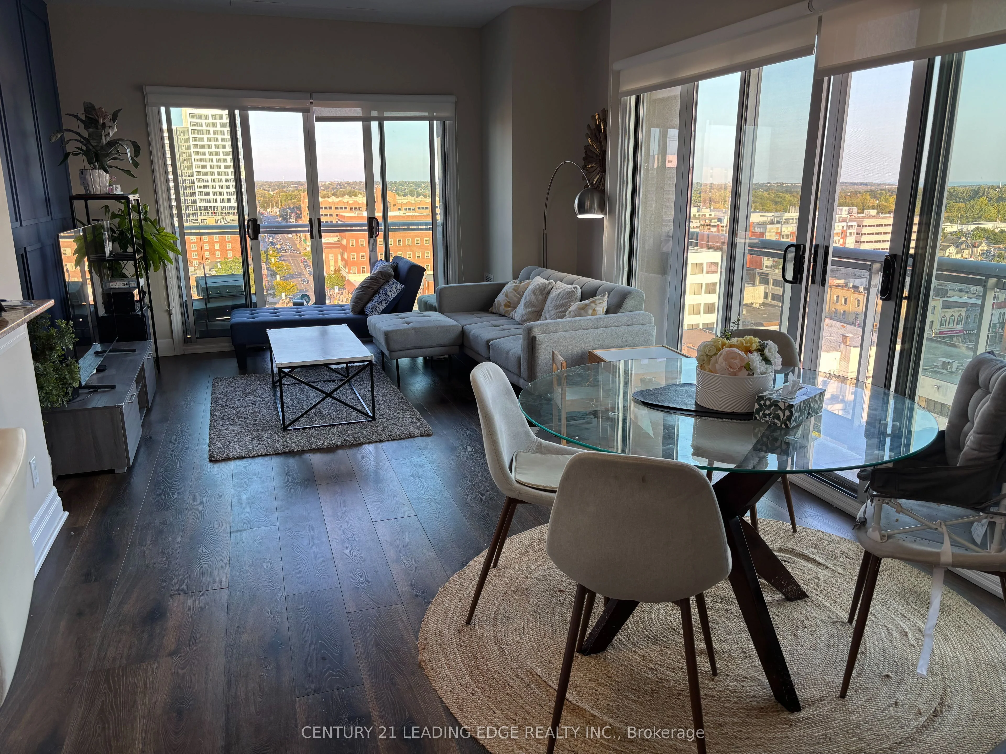 44 Bond Street W 1005, Oshawa, ON L1G 6R2
