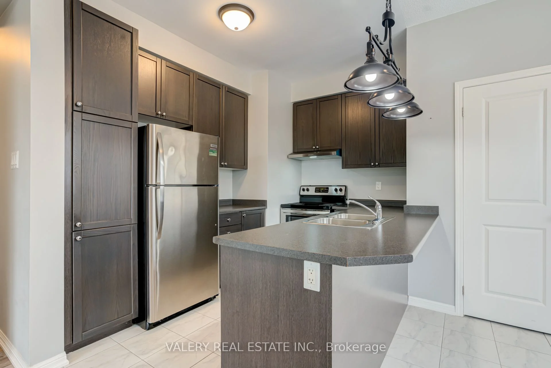 80 Aspen Springs Drive 127, Clarington, ON L1C 0V4