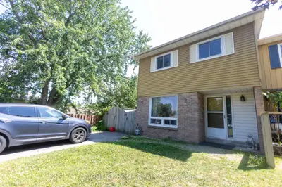 Semi-Detached in Scugog