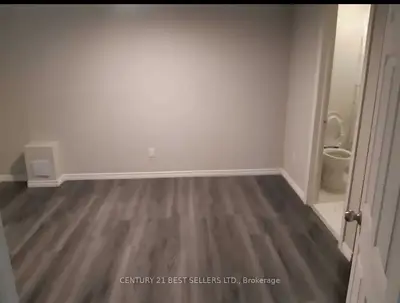 Detached in Oshawa