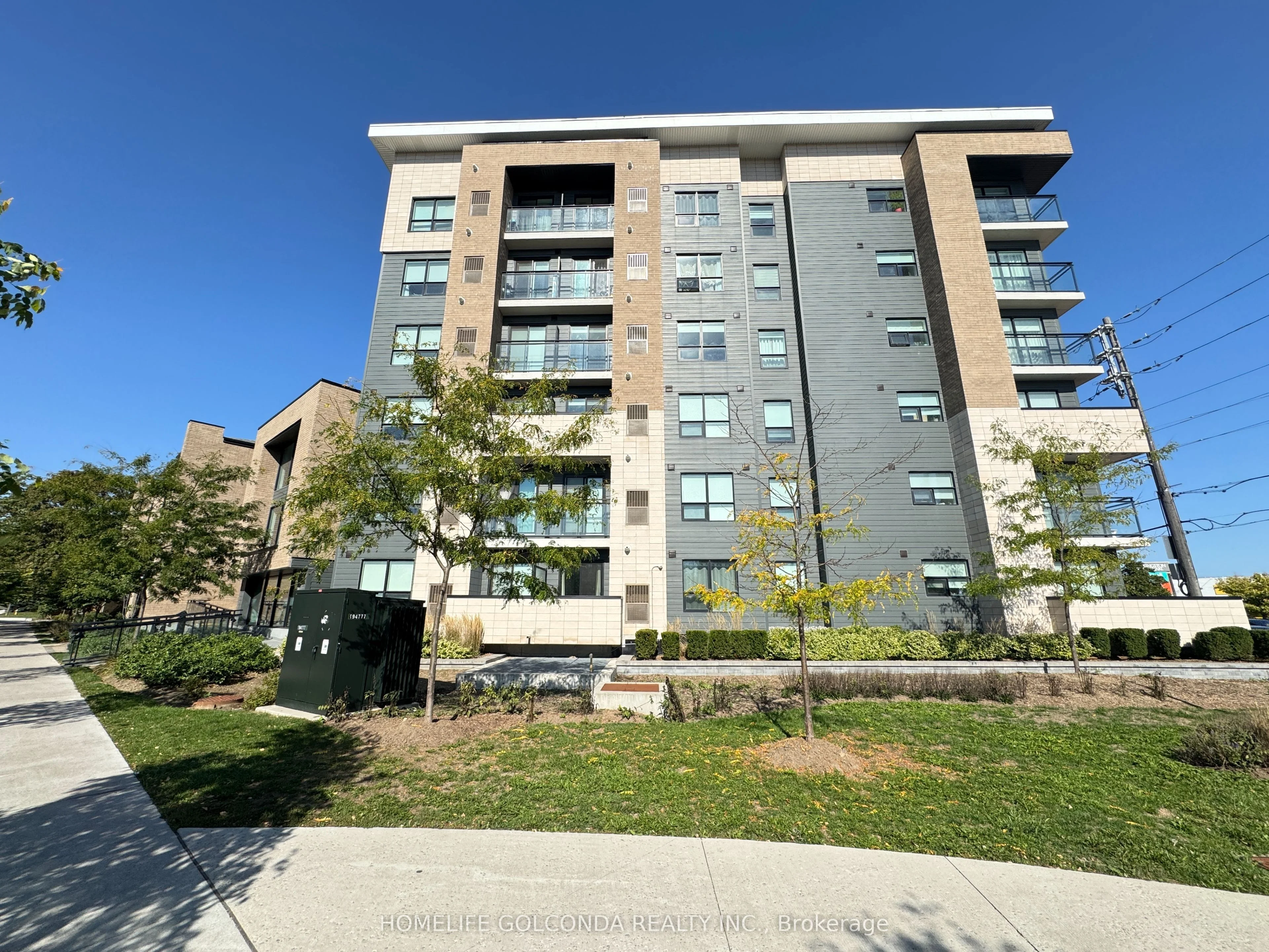 Condo Apartment in Toronto