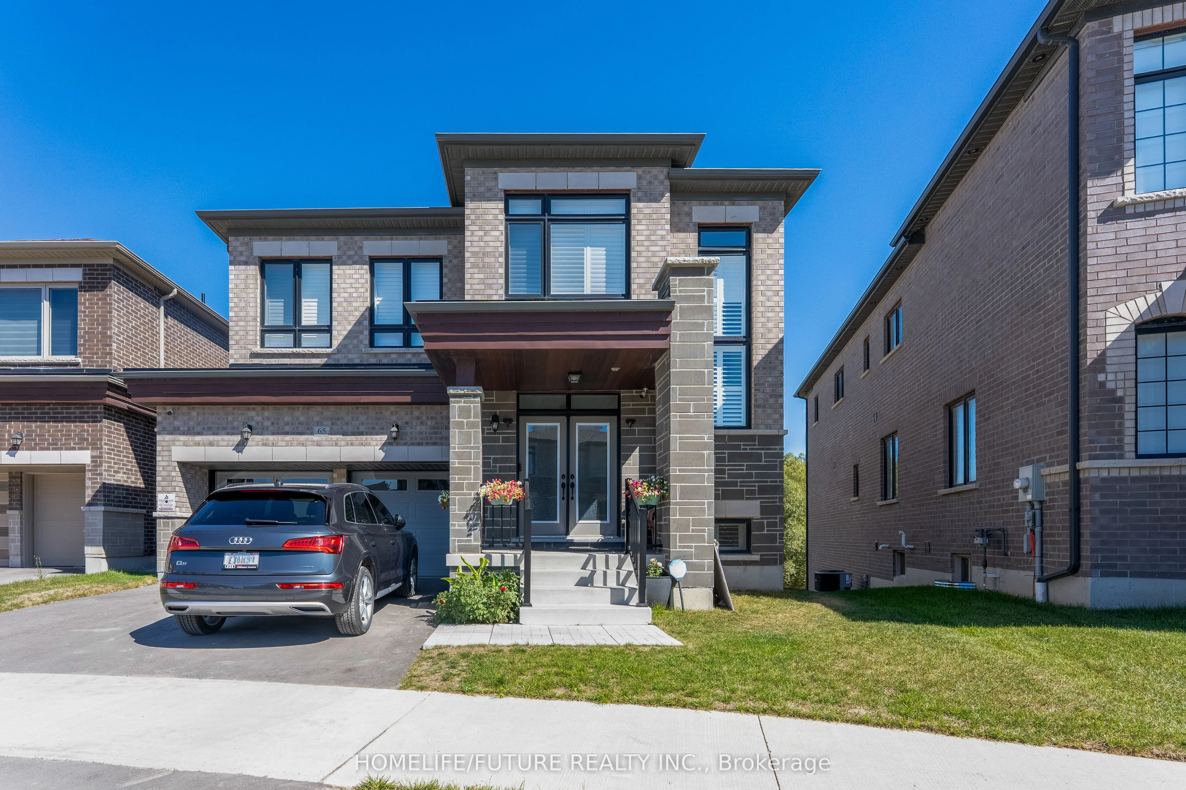 65 Armilia Place Bsmt, Whitby, ON L1P 0P7