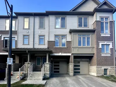 Att/Row/Townhouse in Clarington