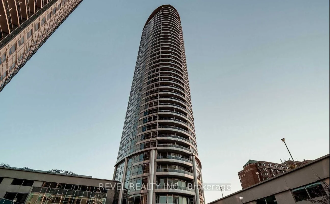 125 Village Green Square 3106, Toronto E07, ON M1S 03G