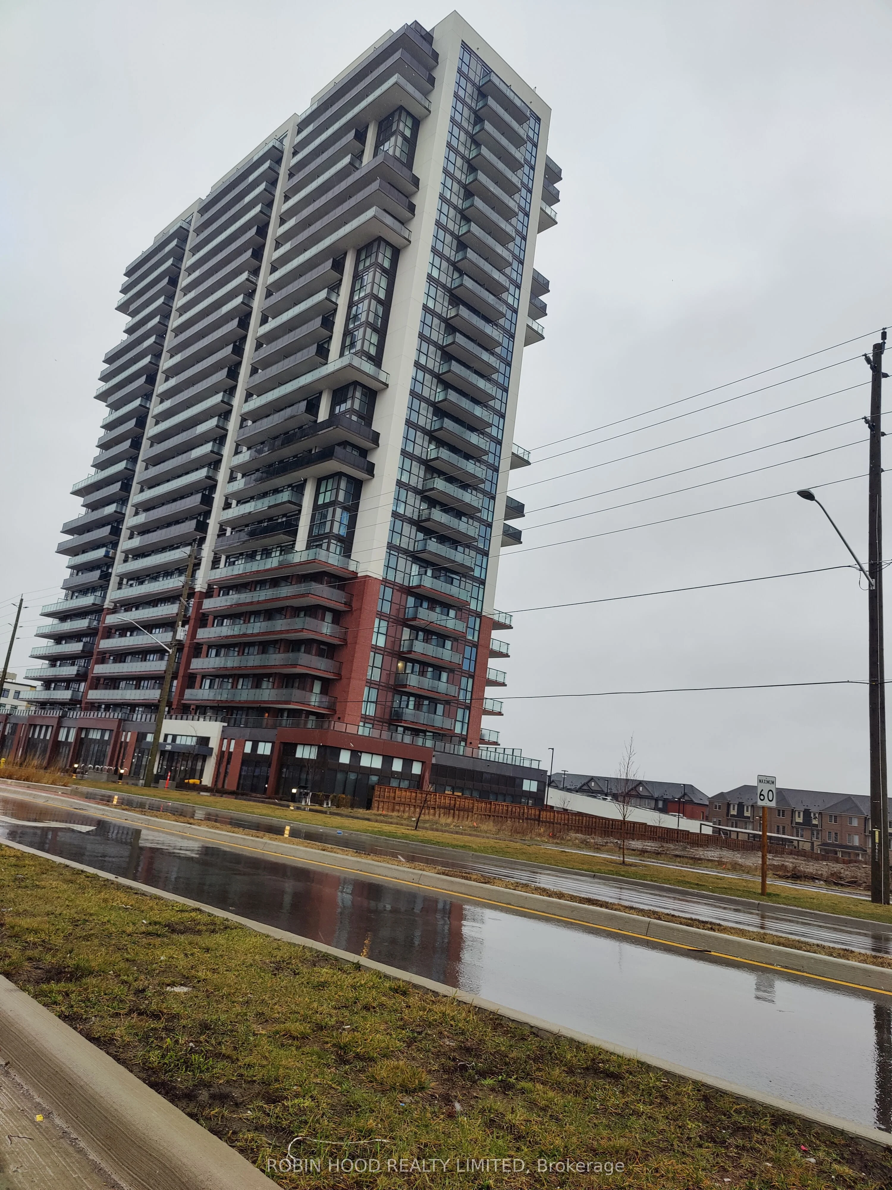 2550 Simcoe Street N 2214, Oshawa, ON L1L 0R5