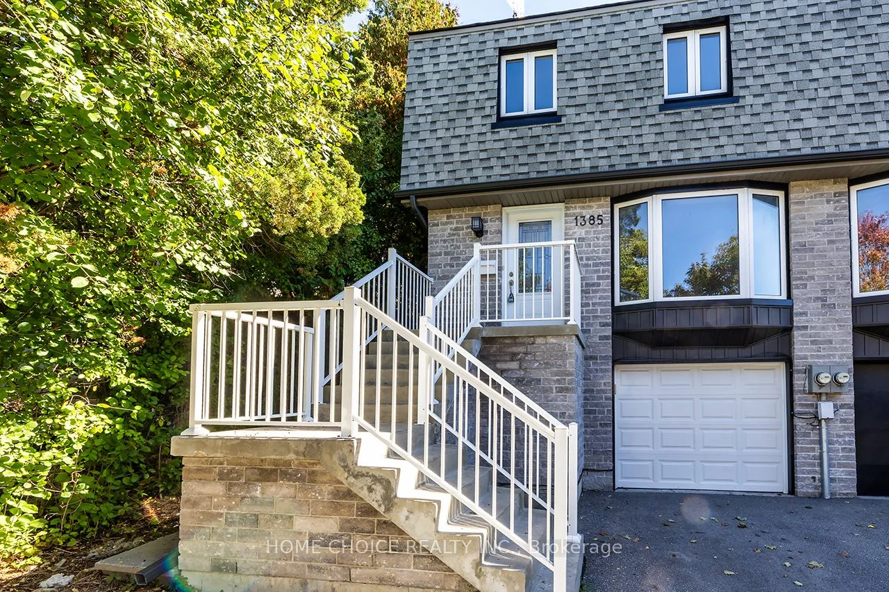 1385 Palmetto Drive, Oshawa, ON L1K 1N1