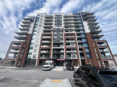 Condo Apartment in Clarington