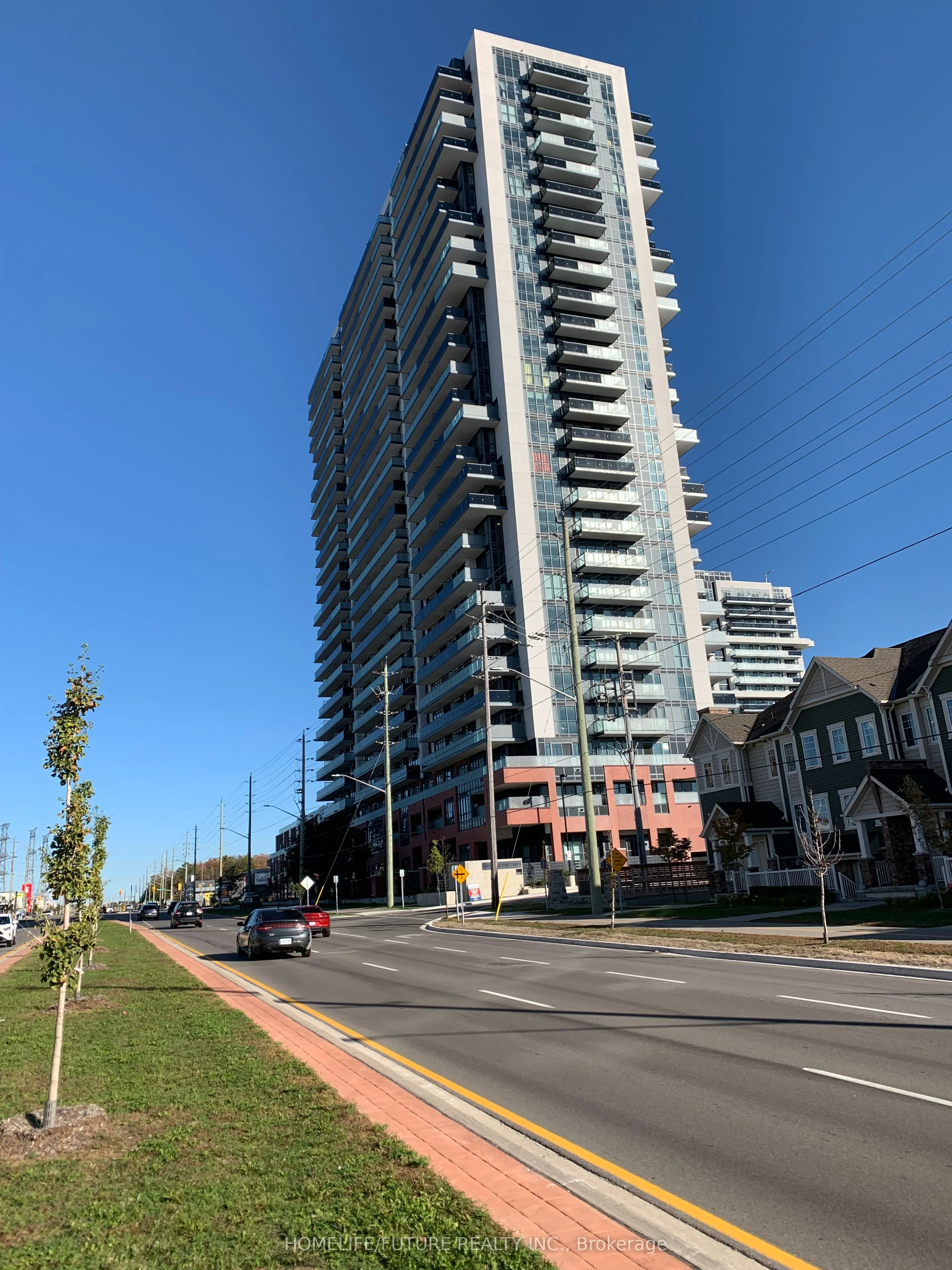 2545 Smcoe Street N 929, Oshawa, ON L1L 0W3