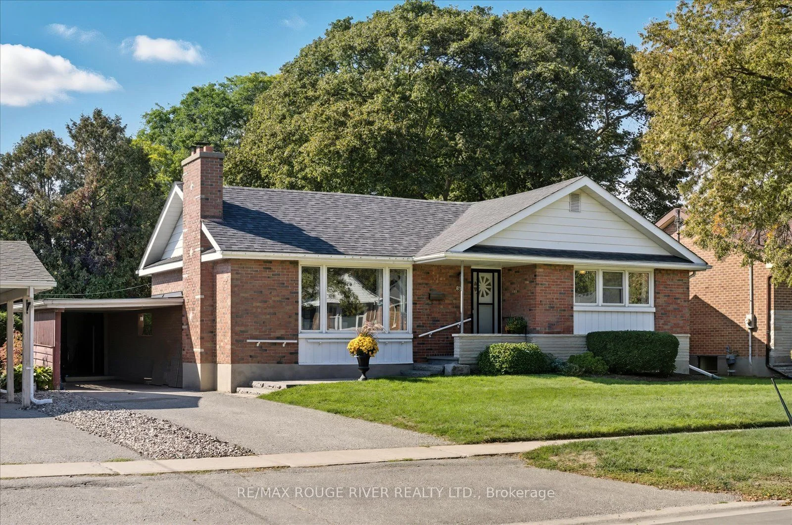 832 Hortop Street, Oshawa, ON L1G 4P1