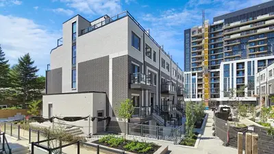 Condo Townhouse in Toronto