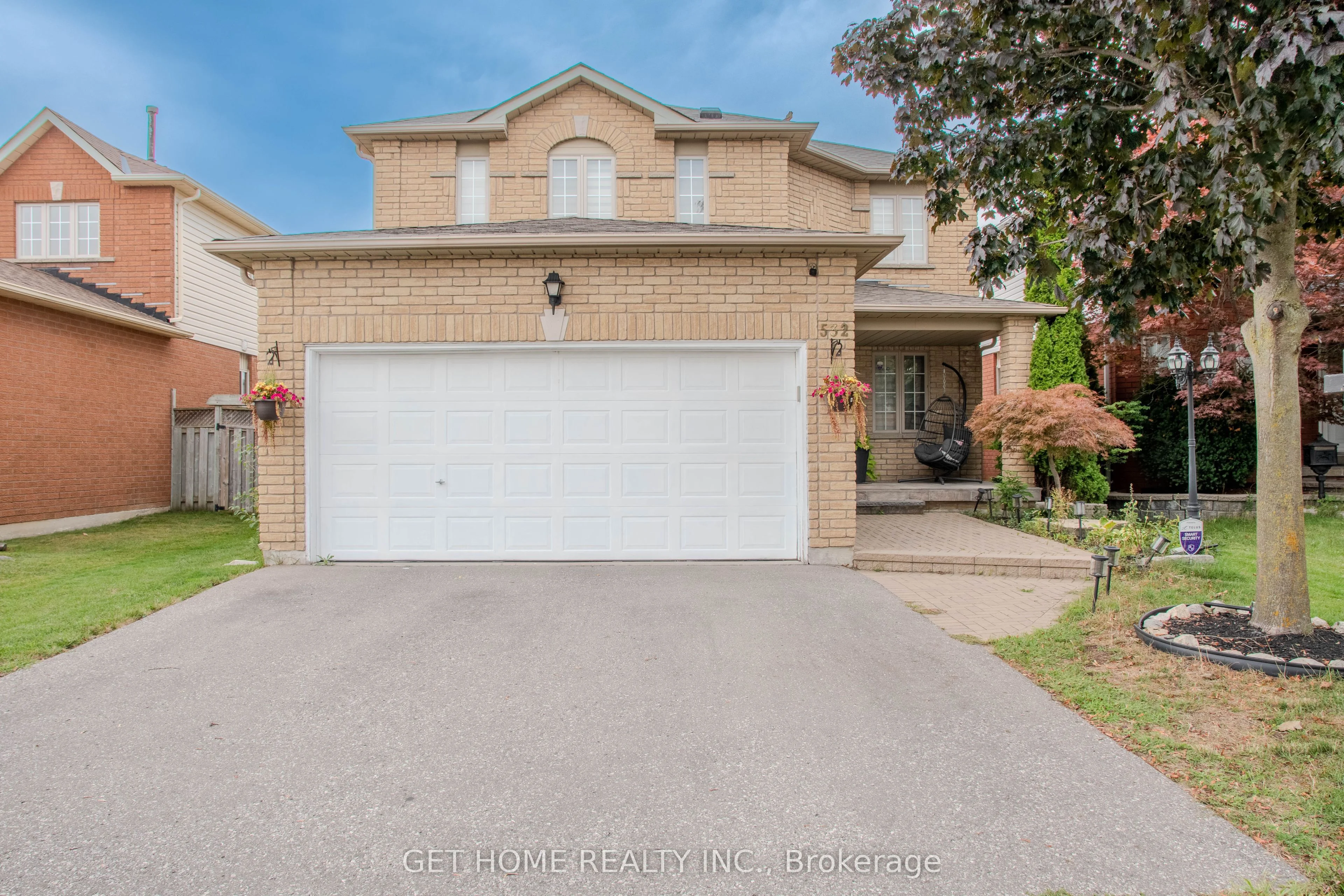 Detached in Oshawa