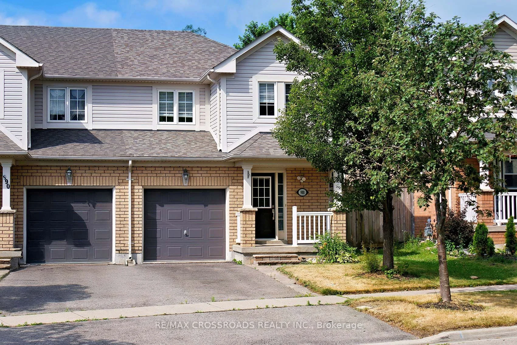 988 Southport Drive, Oshawa, ON L1H 8A3