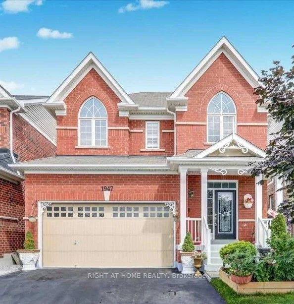 1947 Arborwood Drive Main, Oshawa, ON L1K 0H6