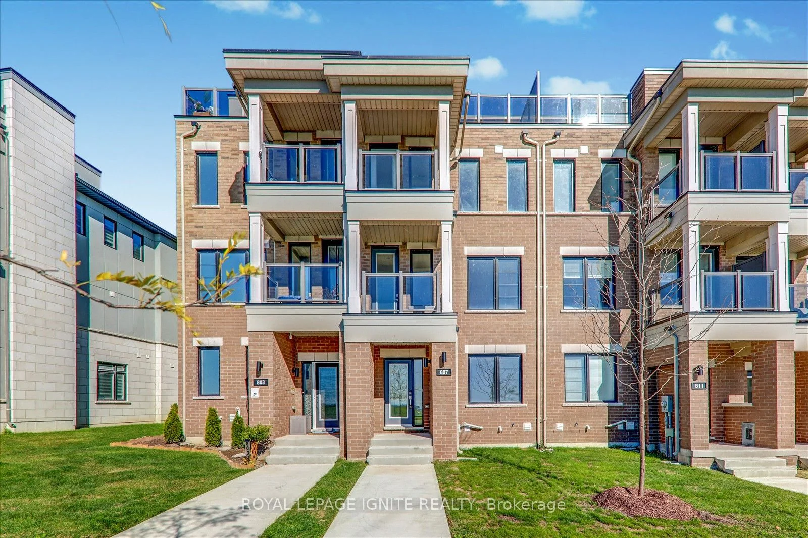 807 Port Darlington Road, Clarington, On L1c 7g4