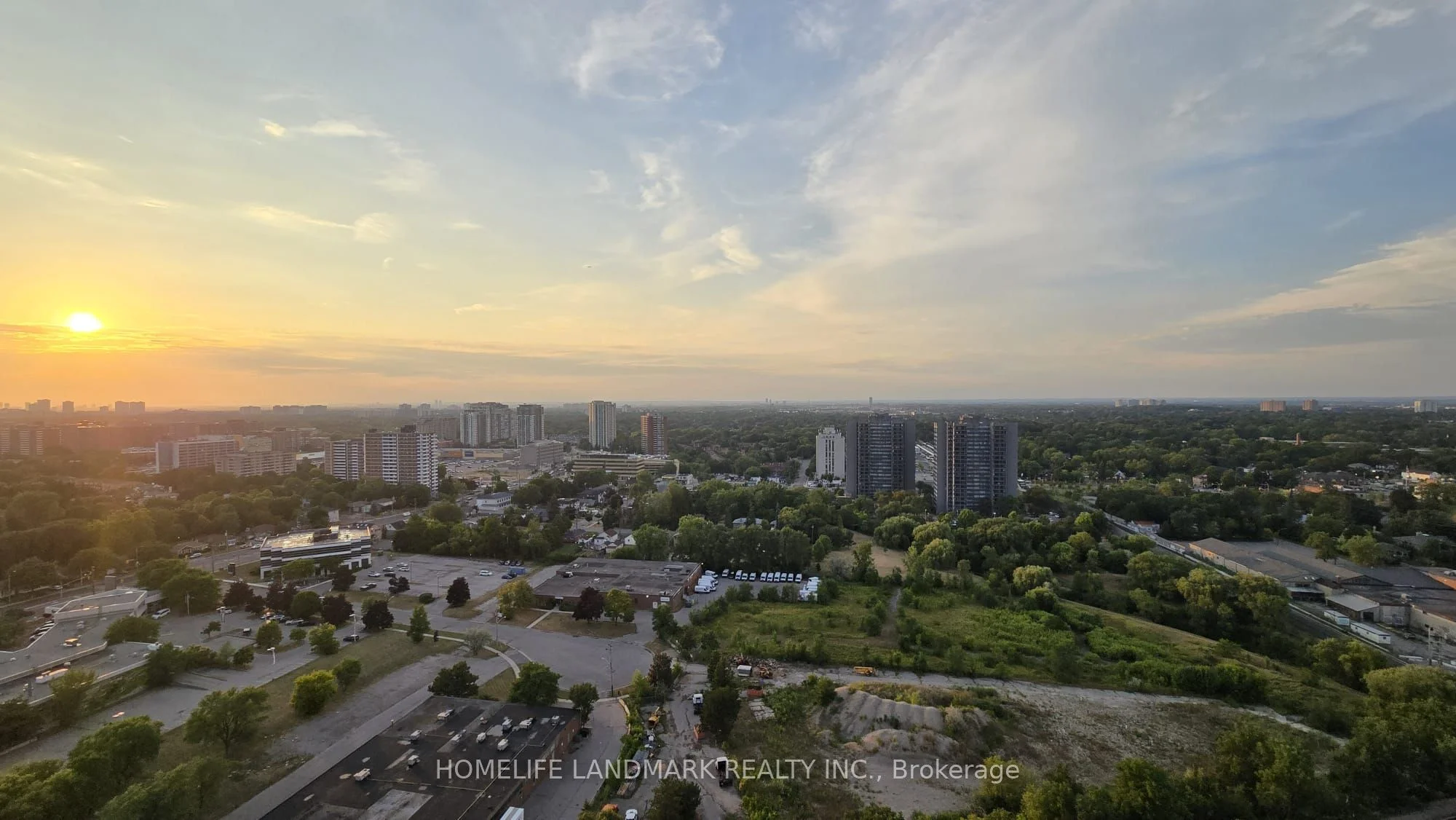 275 Village Green Square 2618, Toronto E07, ON M1S 0L8