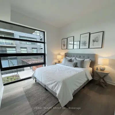Condo Apartment in Whitby