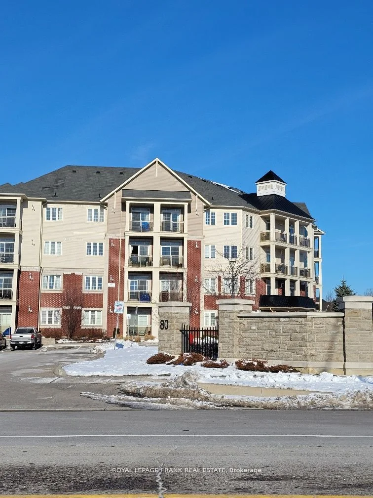 80 Aspen Springs Drive 303, Clarington, ON L1C 0V4