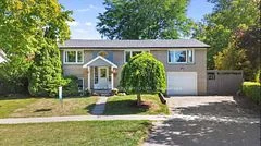 Detached in Whitby