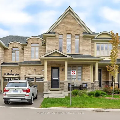Att/Row/Townhouse in Ajax