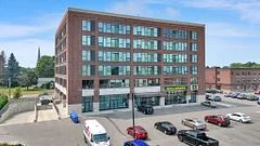109 King Avenue E 402, Clarington, ON L1B 1H3