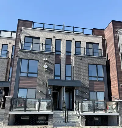 Condo Townhouse in Toronto