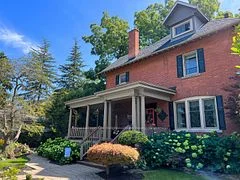 305 Trent Street W, Whitby, ON L1N 1M3