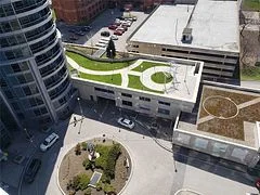 135 Village Green Square 1422, Toronto E07, ON M1S 0G4