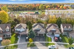 Detached in Oshawa